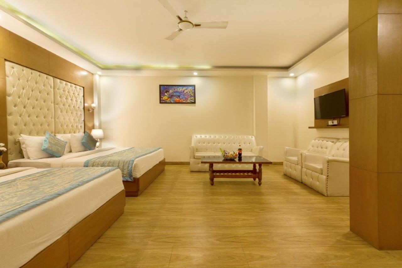 Hotel Viva Palace By Opo New Delhi Ngoại thất bức ảnh