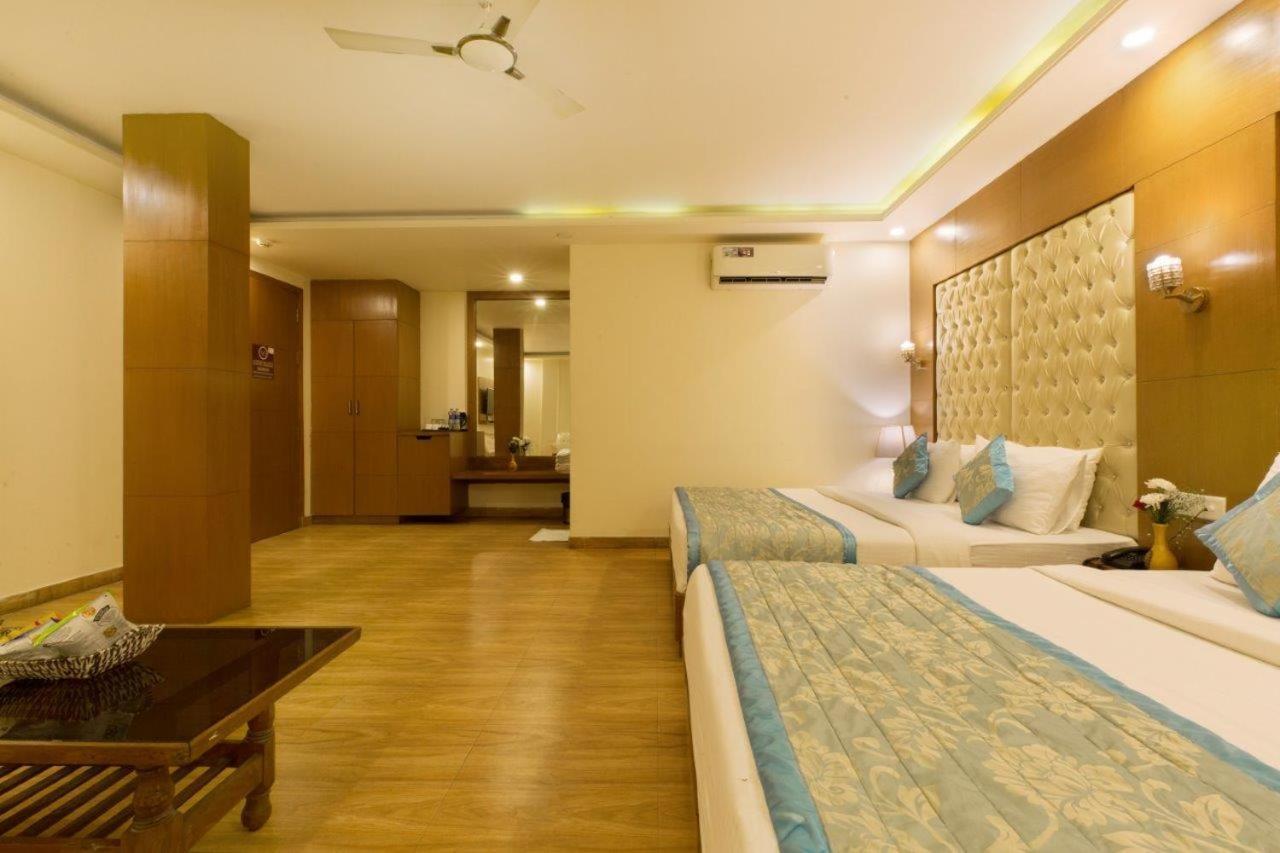 Hotel Viva Palace By Opo New Delhi Ngoại thất bức ảnh